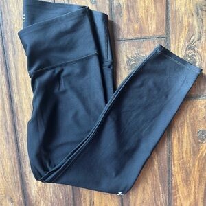 Like New Under Armour Black Leggings